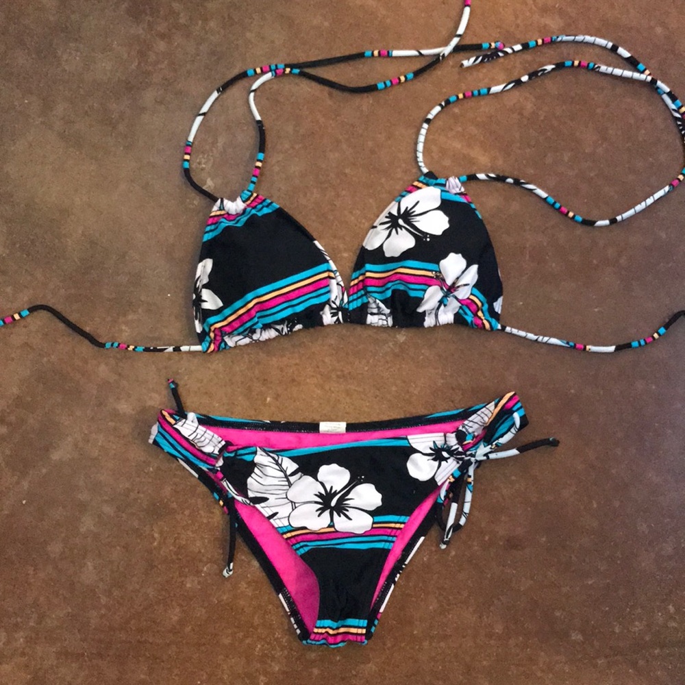 Colorful hibiscus bikini swim suit size Medium